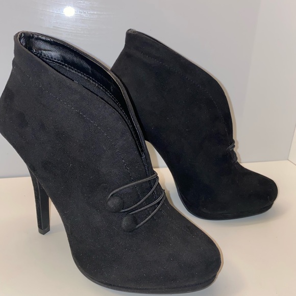 Apt. 9 Heeled Booties - Picture 1 of 5